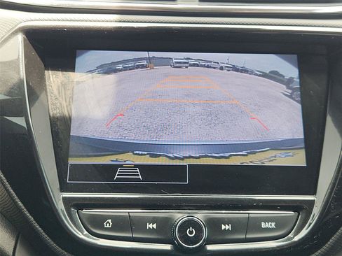 Used 2023 Chevrolet TrailBlazer LT w/ Convenience Package FWD image 14