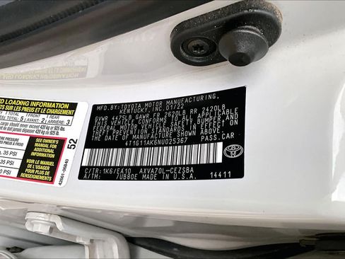 Used 2022 Toyota Camry SE FWD image 34