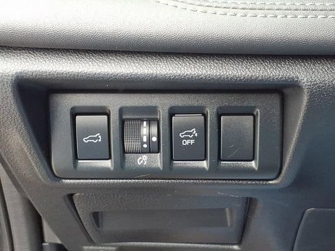 Used 2023 Subaru Outback Touring XT AWD/4WD image 19