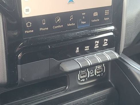 Used 2023 RAM 1500 Laramie AWD/4WD image 21
