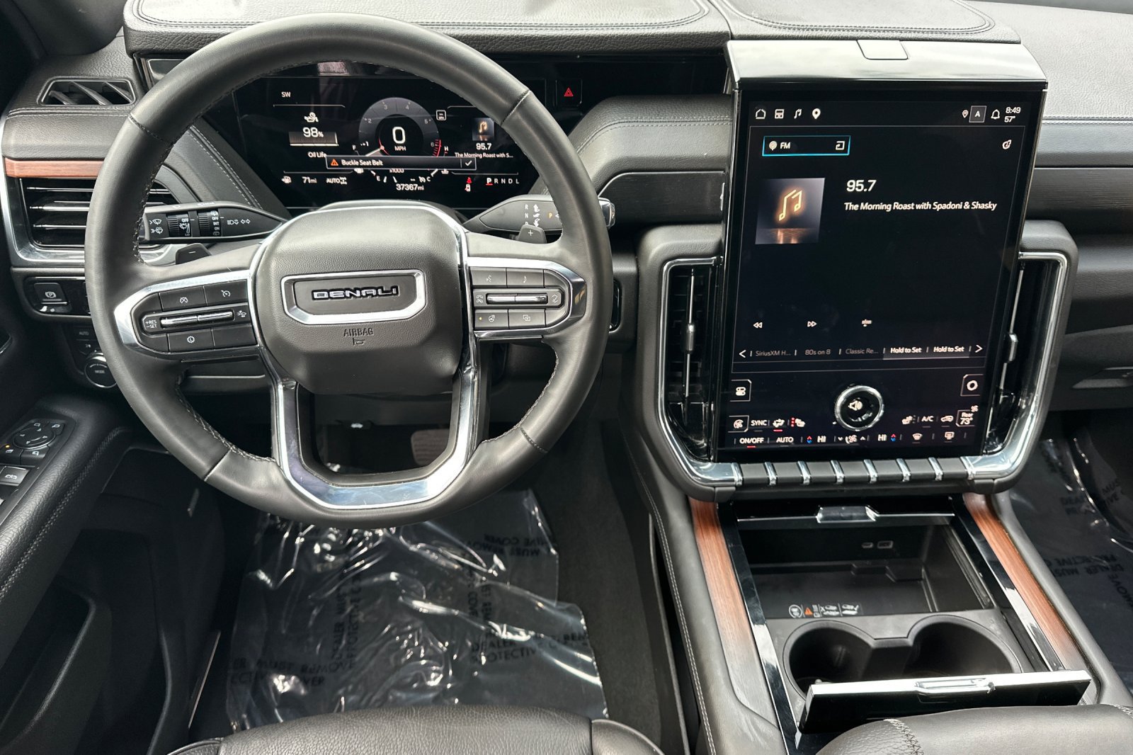 Used 2025 GMC Yukon XL Denali AWD/4WD image 13
