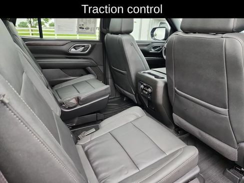Used 2024 Chevrolet Tahoe Z71 w/ Luxury Package AWD/4WD image 31