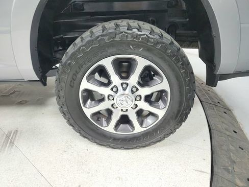 Used 2024 RAM 2500 Limited w/ Safety Group AWD/4WD image 46