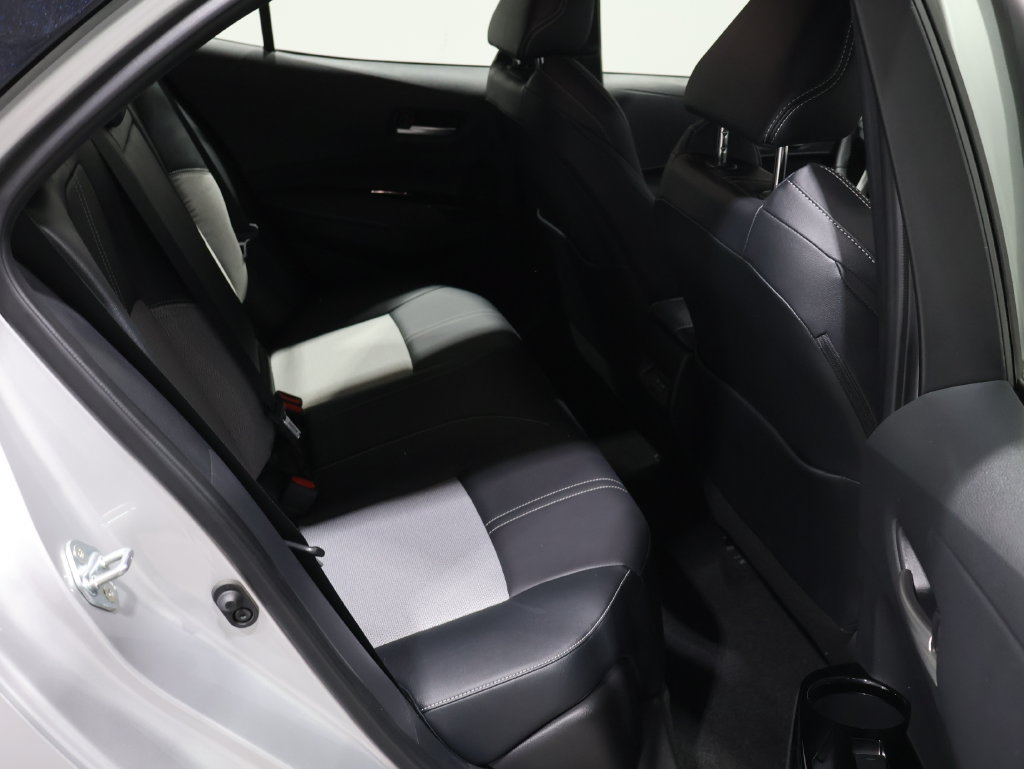 Used 2026 Toyota Corolla XSE FWD image 21