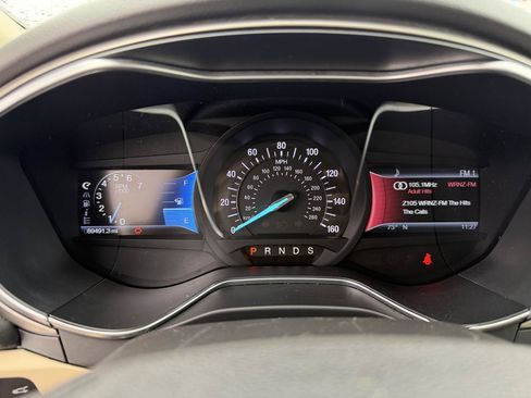 Used 2014 Ford Fusion SE w/ Equipment Group 202A FWD image 24