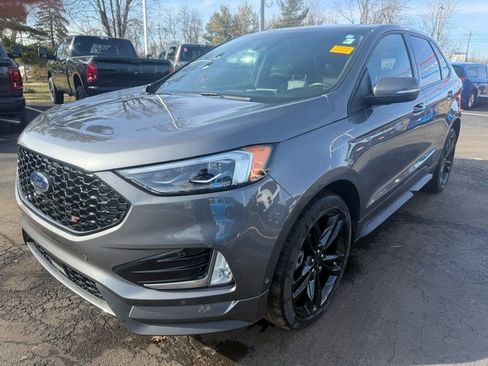 Used 2022 Ford Edge ST w/ Equipment Group 401A image 7