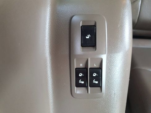 Used 2011 Lexus GX 460 image 49