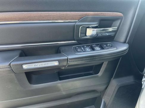 Used 2018 RAM 2500 Laramie w/ Snow Chief Group AWD/4WD image 21