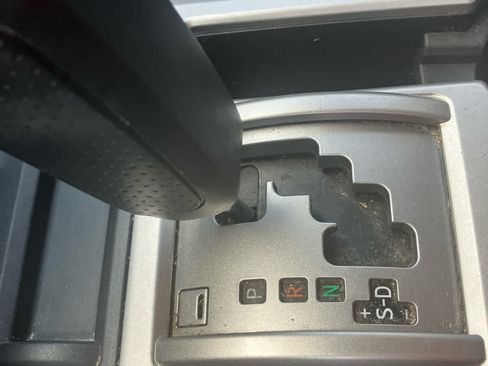 Used 2013 Toyota 4Runner SR5 w/ Convenience Pkg AWD/4WD image 28