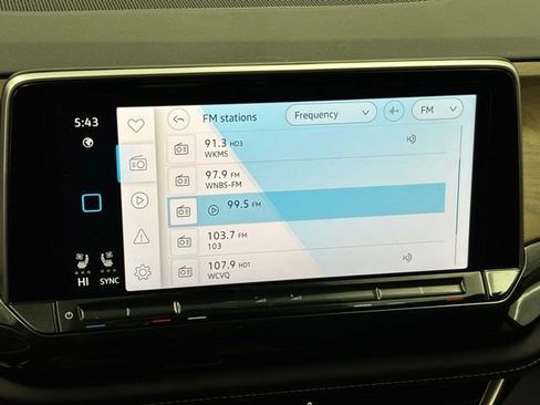 Used 2025 Volkswagen Atlas SE image 29