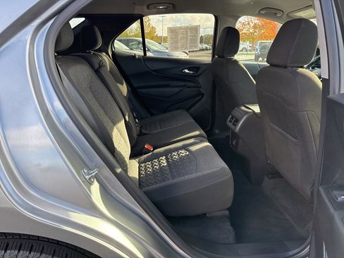 Used 2024 Chevrolet Equinox LT image 7