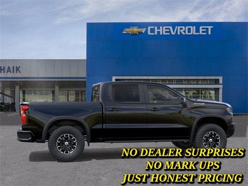 New 2026 Chevrolet Silverado 1500 ZR2 image 5