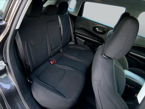 Used 2021 Jeep Compass Sport w/ Cold Weather Group FWD image 19