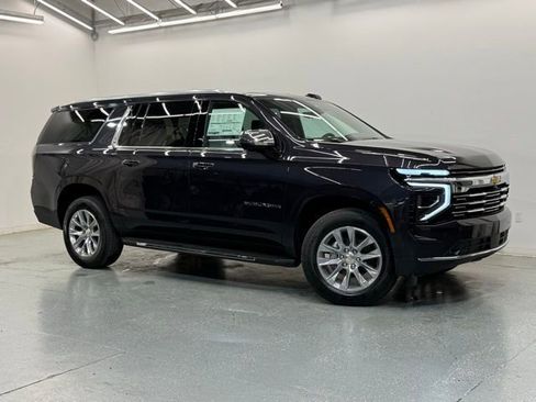 New 2026 Chevrolet Suburban Premier AWD/4WD image 3