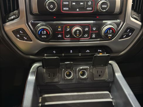 Used 2016 GMC Sierra 1500 SLT w/ SLT Premium Package AWD/4WD image 28