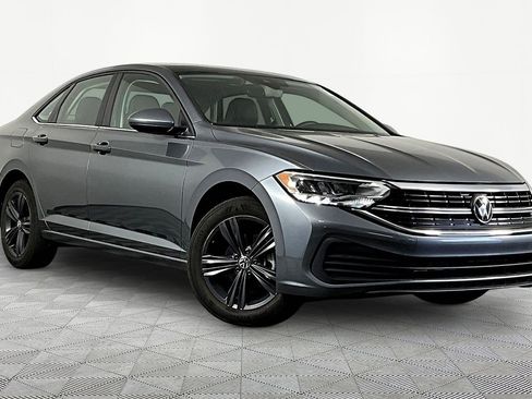 Used 2012 Volkswagen Jetta S image 3