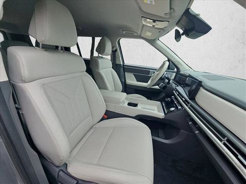 Used 2026 Hyundai Santa Fe SEL AWD/4WD image 18