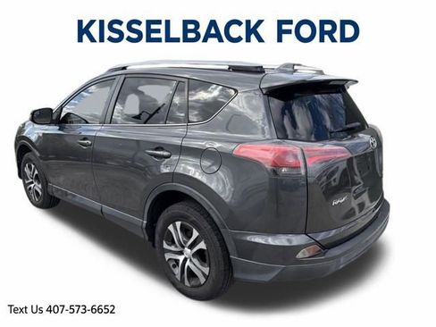 Used 2018 Toyota RAV4 LE image 5