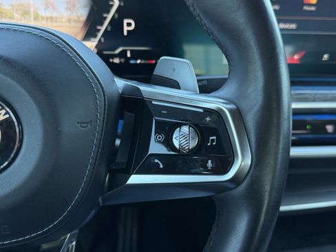 Used 2023 BMW 740i image 51