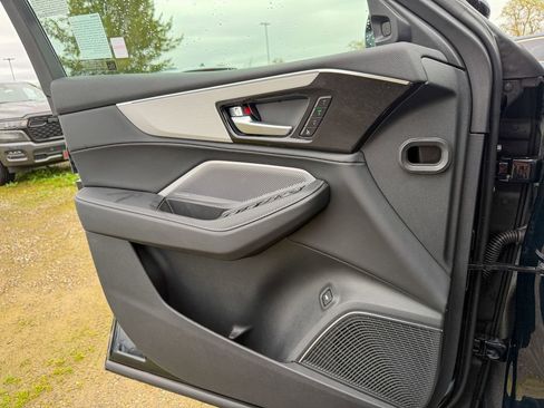 New 2026 Acura MDX SH-AWD w/ Technology Package image 13