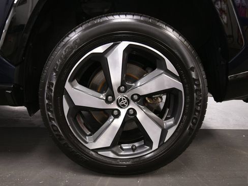 Used 2023 Toyota RAV4 SE w/ Weather & Moonroof Package AWD/4WD image 33