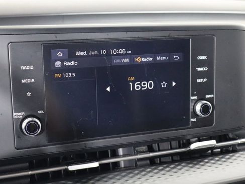 Used 2023 Kia Carnival LX FWD image 36