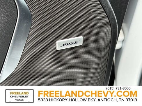 Used 2024 Chevrolet Suburban Premier AWD/4WD image 22