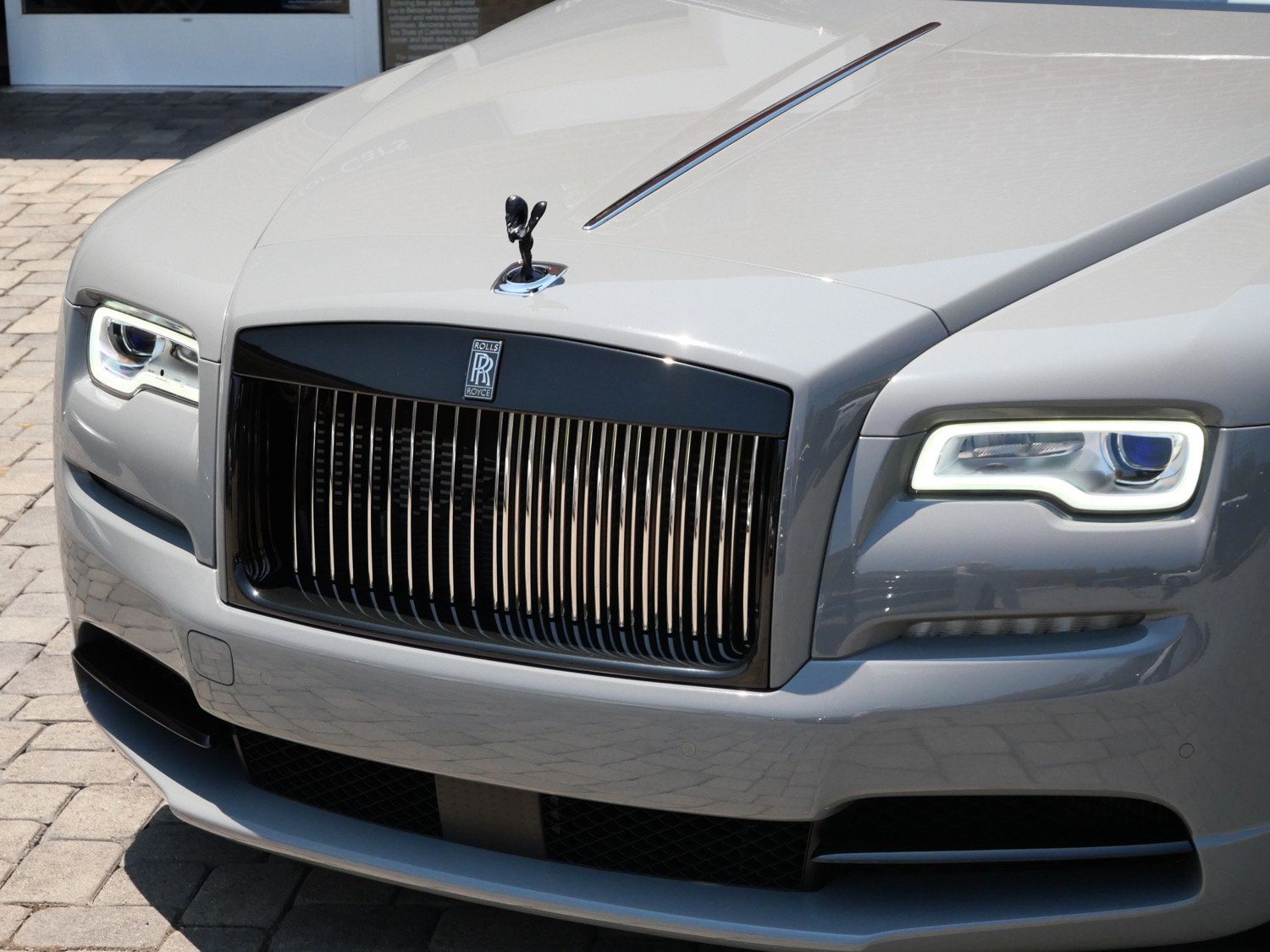 Certified 2018 Rolls-Royce Dawn RWD image 27