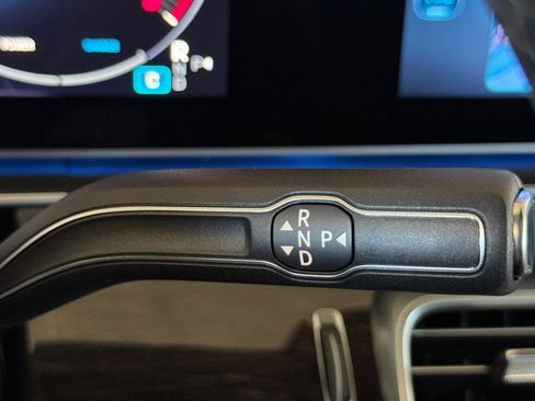 New 2025 Mercedes-Benz GLS 580 4MATIC image 22
