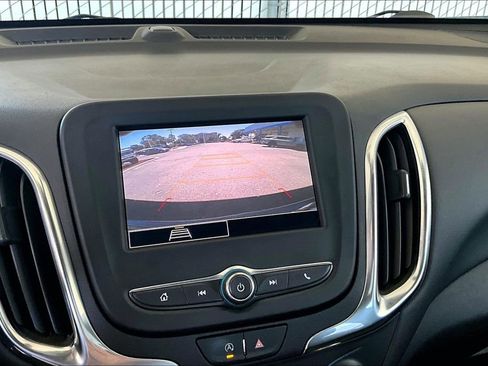 Used 2022 Chevrolet Equinox LT AWD/4WD image 10