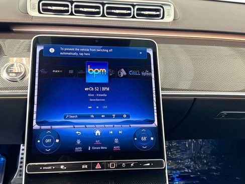 Certified 2025 Mercedes-Benz S 580 4MATIC Sedan image 15