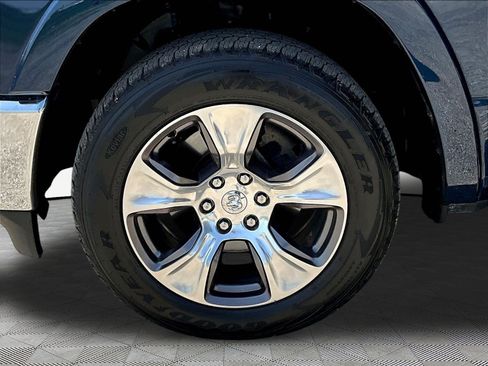 Used 2020 RAM 1500 Laramie AWD/4WD image 35
