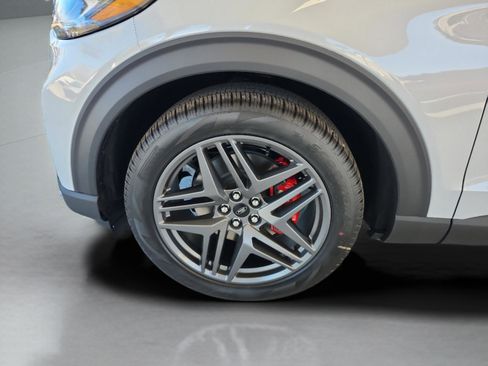 New 2026 Ford Explorer ST w/ Sun And Sound Package image 10