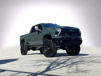 Used 2025 Chevrolet Silverado 3500 LTZ w/ Trail Boss Package video 2
