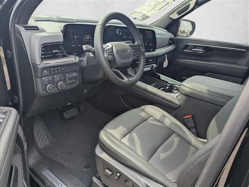 New 2026 Chevrolet Tahoe Z71 w/ Comfort Package AWD/4WD image 3