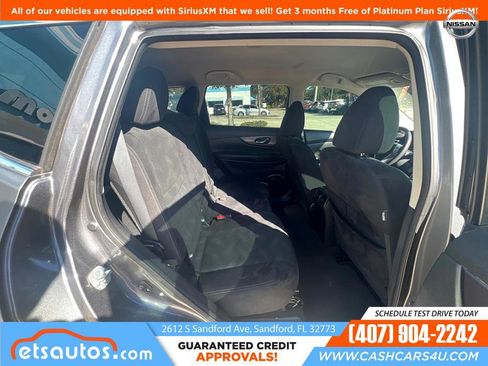 Used 2016 Nissan Rogue SV image 12