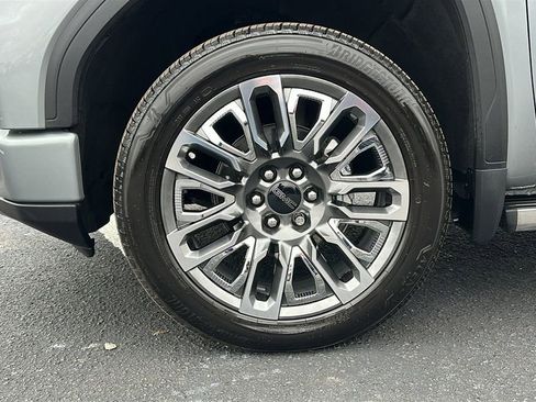 Certified 2023 GMC Sierra 1500 Denali Ultimate image 14