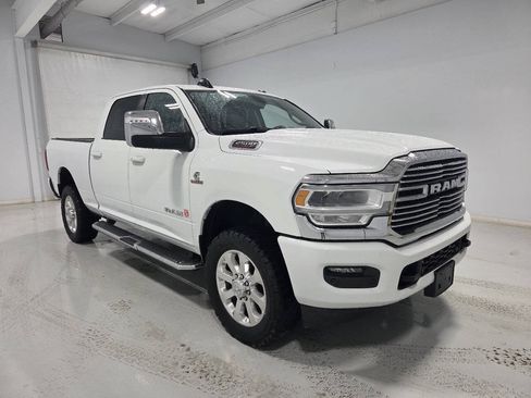 Used 2023 RAM 2500 Laramie AWD/4WD image 1