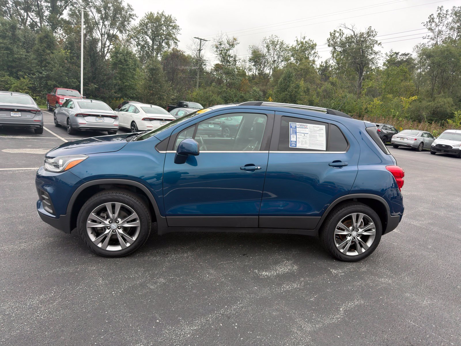 Used 2019 Chevrolet Trax LT w/ True North Edition AWD/4WD image 3