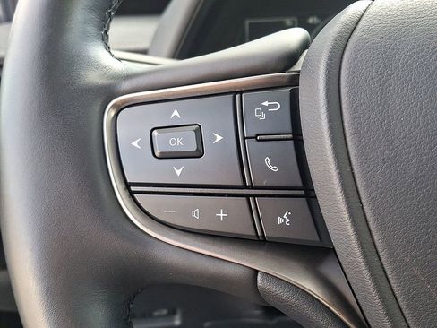 Used 2023 Lexus UX 250h AWD w/ Accessory Package (Z2) image 22