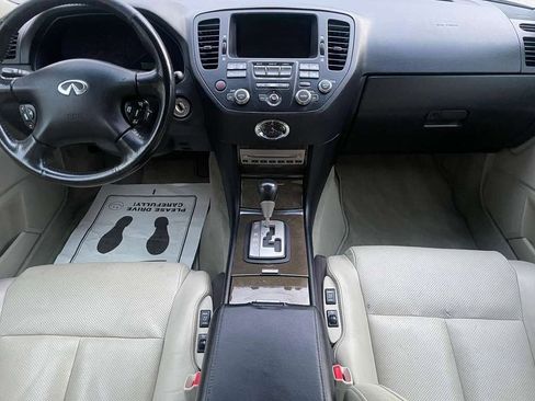 Used 2004 INFINITI M45 w/ Technology Pkg RWD image 12