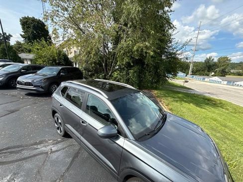 New 2026 Volkswagen Taos SE AWD/4WD image 12