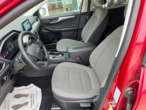 Used 2022 Ford Escape SE w/ Cold Weather Package AWD/4WD image 12
