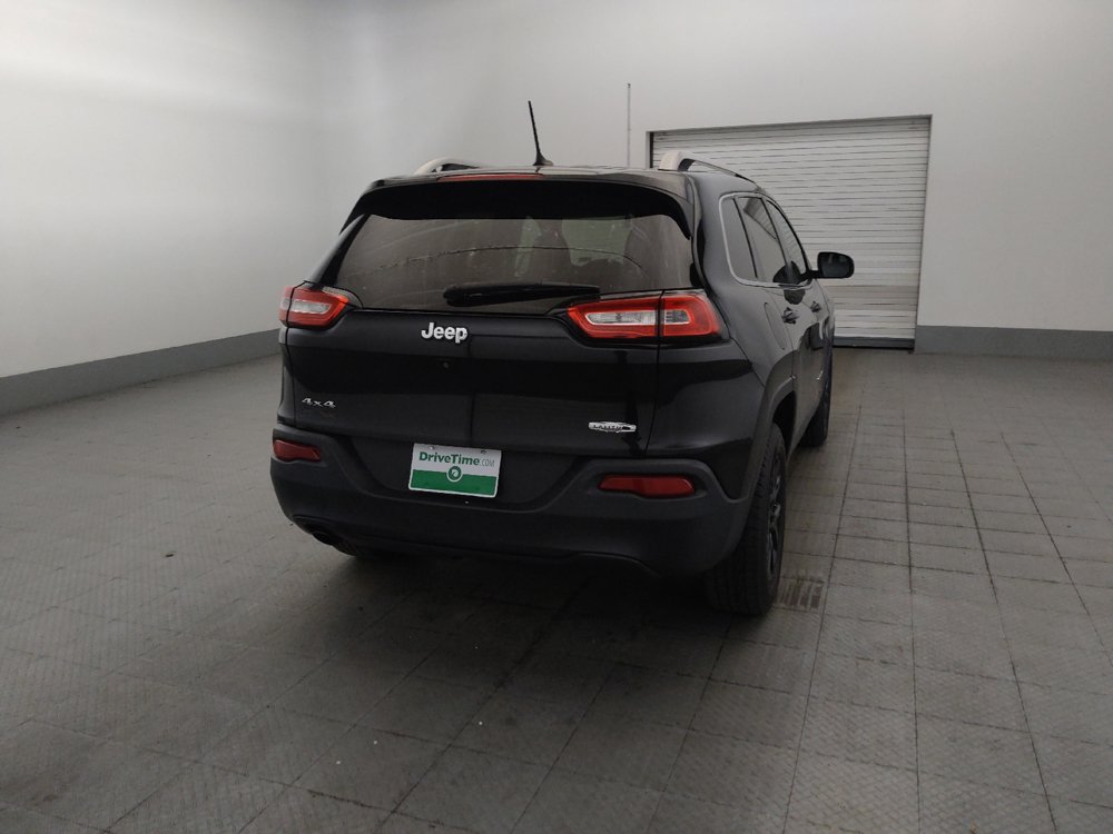 Used 2015 Jeep Cherokee Latitude AWD/4WD image 7
