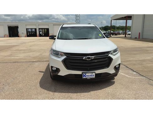 Used 2021 Chevrolet Traverse Premier w/ Redline Edition FWD image 3