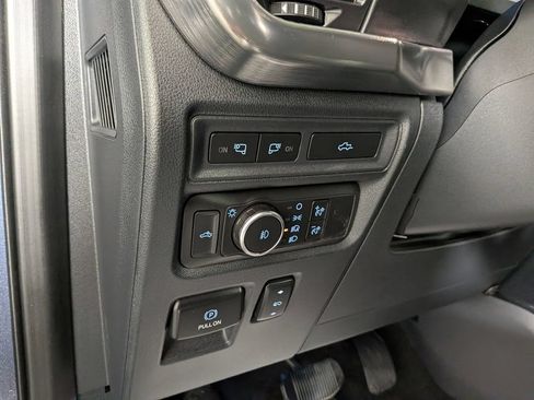Used 2021 Ford F150 Lariat w/ Equipment Group 502A High AWD/4WD image 17