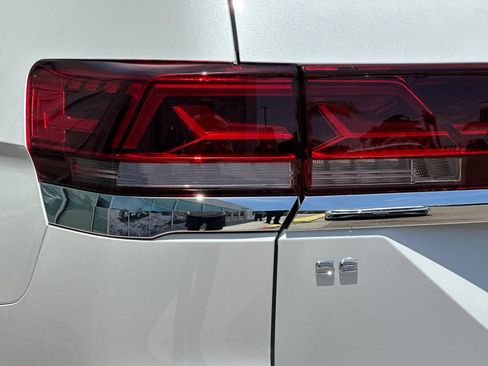 New 2026 Volkswagen Atlas SE FWD image 27