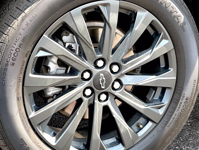 Used 2023 Chevrolet Traverse RS FWD image 7