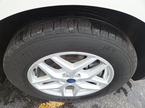 Used 2022 Ford Edge SEL w/ Convenience Package image 34