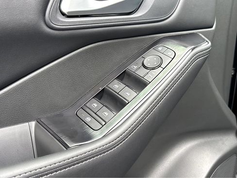 New 2026 Nissan Rogue SV FWD image 22